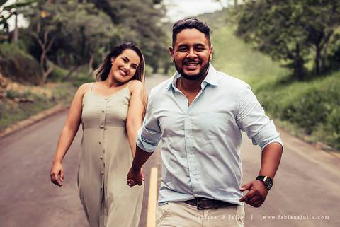 ensaio de casal em cachoeira, ensaio pre-wedding em cachoeira, fotografia para sempre, noiva de vestido vermelho, look para ensaio externoensaio de casal em cachoeira, ensaio pre-wedding em cachoeira, fotografia para sempre, noiva de vestido vermelho, loo'