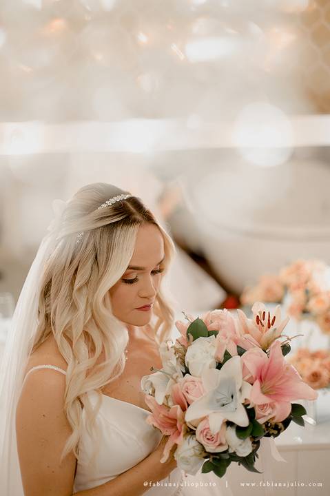 CASAMENTO, RANCHO DA PRAIA, CASAMENTO DE DIA, NOIVA MINIMALISTA, NOIVA LOIRA, NOIVO DE CINZA, FOTOGRAFIA PARA SEMPRE, FOTORAFIA DE CASAMENTO, CASAMENTO RUSTICOM MISTURA FEMININA, DECORACAO EM TOM PASTEL, TONS NEUTROS, MADRINHA DE ROSA'