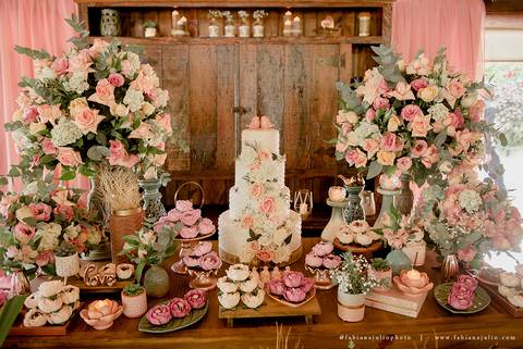 CASAMENTO, RANCHO DA PRAIA, CASAMENTO DE DIA, NOIVA MINIMALISTA, NOIVA LOIRA, NOIVO DE CINZA, FOTOGRAFIA PARA SEMPRE, FOTORAFIA DE CASAMENTO, CASAMENTO RUSTICOM MISTURA FEMININA, DECORACAO EM TOM PASTEL, TONS NEUTROS, MADRINHA DE ROSA'