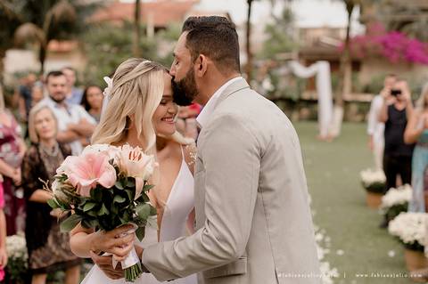 CASAMENTO, RANCHO DA PRAIA, CASAMENTO DE DIA, NOIVA MINIMALISTA, NOIVA LOIRA, NOIVO DE CINZA, FOTOGRAFIA PARA SEMPRE, FOTORAFIA DE CASAMENTO, CASAMENTO RUSTICOM MISTURA FEMININA, DECORACAO EM TOM PASTEL, TONS NEUTROS, MADRINHA DE ROSA'