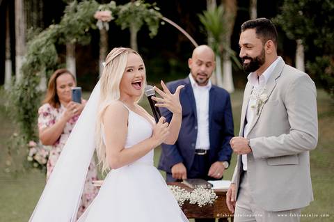 CASAMENTO, RANCHO DA PRAIA, CASAMENTO DE DIA, NOIVA MINIMALISTA, NOIVA LOIRA, NOIVO DE CINZA, FOTOGRAFIA PARA SEMPRE, FOTORAFIA DE CASAMENTO, CASAMENTO RUSTICOM MISTURA FEMININA, DECORACAO EM TOM PASTEL, TONS NEUTROS, MADRINHA DE ROSA'
