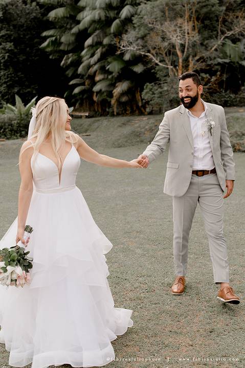 CASAMENTO, RANCHO DA PRAIA, CASAMENTO DE DIA, NOIVA MINIMALISTA, NOIVA LOIRA, NOIVO DE CINZA, FOTOGRAFIA PARA SEMPRE, FOTORAFIA DE CASAMENTO, CASAMENTO RUSTICOM MISTURA FEMININA, DECORACAO EM TOM PASTEL, TONS NEUTROS, MADRINHA DE ROSA'