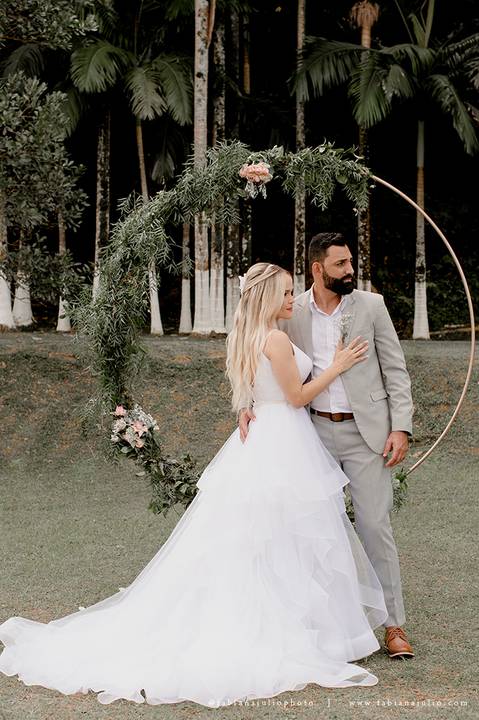 CASAMENTO, RANCHO DA PRAIA, CASAMENTO DE DIA, NOIVA MINIMALISTA, NOIVA LOIRA, NOIVO DE CINZA, FOTOGRAFIA PARA SEMPRE, FOTORAFIA DE CASAMENTO, CASAMENTO RUSTICOM MISTURA FEMININA, DECORACAO EM TOM PASTEL, TONS NEUTROS, MADRINHA DE ROSA'