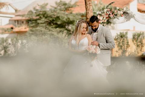 CASAMENTO, RANCHO DA PRAIA, CASAMENTO DE DIA, NOIVA MINIMALISTA, NOIVA LOIRA, NOIVO DE CINZA, FOTOGRAFIA PARA SEMPRE, FOTORAFIA DE CASAMENTO, CASAMENTO RUSTICOM MISTURA FEMININA, DECORACAO EM TOM PASTEL, TONS NEUTROS, MADRINHA DE ROSA'