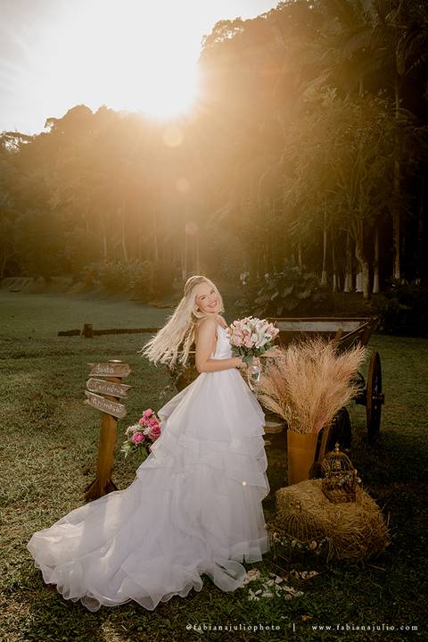 CASAMENTO, RANCHO DA PRAIA, CASAMENTO DE DIA, NOIVA MINIMALISTA, NOIVA LOIRA, NOIVO DE CINZA, FOTOGRAFIA PARA SEMPRE, FOTORAFIA DE CASAMENTO, CASAMENTO RUSTICOM MISTURA FEMININA, DECORACAO EM TOM PASTEL, TONS NEUTROS, MADRINHA DE ROSA'