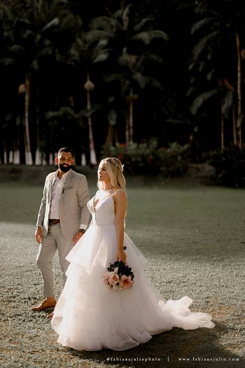 CASAMENTO, RANCHO DA PRAIA, CASAMENTO DE DIA, NOIVA MINIMALISTA, NOIVA LOIRA, NOIVO DE CINZA, FOTOGRAFIA PARA SEMPRE, FOTORAFIA DE CASAMENTO, CASAMENTO RUSTICOM MISTURA FEMININA, DECORACAO EM TOM PASTEL, TONS NEUTROS, MADRINHA DE ROSA'