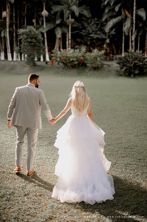 CASAMENTO, RANCHO DA PRAIA, CASAMENTO DE DIA, NOIVA MINIMALISTA, NOIVA LOIRA, NOIVO DE CINZA, FOTOGRAFIA PARA SEMPRE, FOTORAFIA DE CASAMENTO, CASAMENTO RUSTICOM MISTURA FEMININA, DECORACAO EM TOM PASTEL, TONS NEUTROS, MADRINHA DE ROSA'