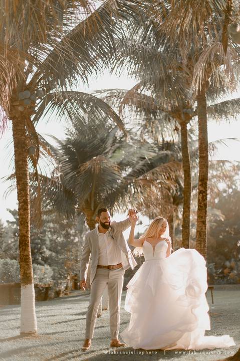 CASAMENTO, RANCHO DA PRAIA, CASAMENTO DE DIA, NOIVA MINIMALISTA, NOIVA LOIRA, NOIVO DE CINZA, FOTOGRAFIA PARA SEMPRE, FOTORAFIA DE CASAMENTO, CASAMENTO RUSTICOM MISTURA FEMININA, DECORACAO EM TOM PASTEL, TONS NEUTROS, MADRINHA DE ROSA'