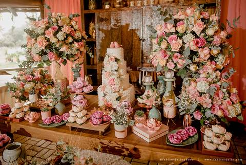 CASAMENTO, RANCHO DA PRAIA, CASAMENTO DE DIA, NOIVA MINIMALISTA, NOIVA LOIRA, NOIVO DE CINZA, FOTOGRAFIA PARA SEMPRE, FOTORAFIA DE CASAMENTO, CASAMENTO RUSTICOM MISTURA FEMININA, DECORACAO EM TOM PASTEL, TONS NEUTROS, MADRINHA DE ROSA'