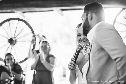 CASAMENTO, RANCHO DA PRAIA, CASAMENTO DE DIA, NOIVA MINIMALISTA, NOIVA LOIRA, NOIVO DE CINZA, FOTOGRAFIA PARA SEMPRE, FOTORAFIA DE CASAMENTO, CASAMENTO RUSTICOM MISTURA FEMININA, DECORACAO EM TOM PASTEL, TONS NEUTROS, MADRINHA DE ROSA'