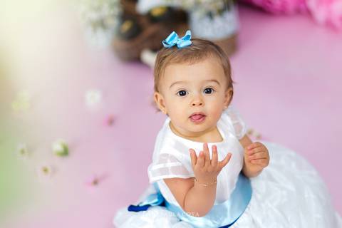 Smash_the_cake_BH_jardim_encantado_smash_menina_Maria_Luiza'