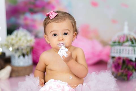 Smash_the_cake_BH_jardim_encantado_smash_menina_Maria_Luiza'