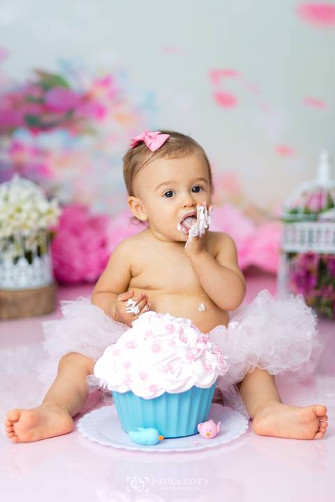 Smash_the_cake_BH_jardim_encantado_smash_menina_Maria_Luiza'