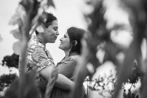 sesión de fotos de pareja,  en exterior,  lgtb'