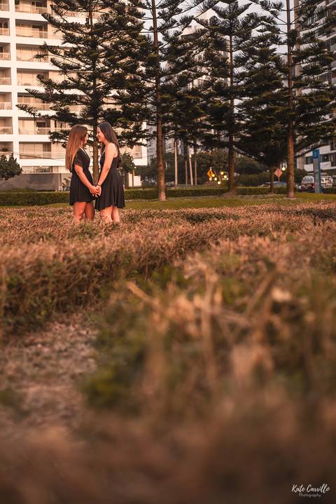 sesión de fotos de pareja en exterior lgtb'