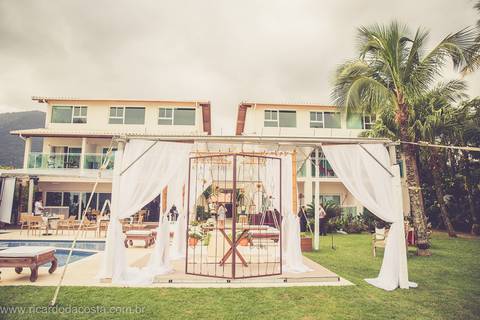 Wedding photographer in Boston Massachusetts'