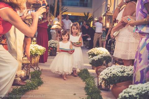 Ricardo da Costa Award Winning Wedding Photographer INbOSTON Beach Australia'