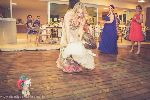 Ricardo da Costa Award Winning Wedding Photographer Maresias Sp Beach Australia'