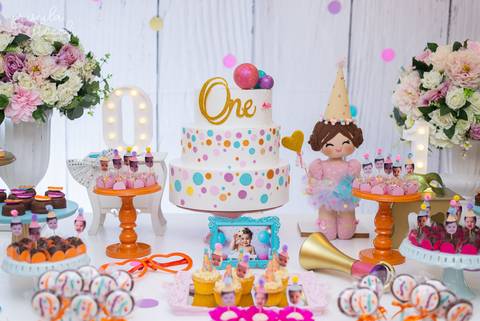 Bolo Festa Infantil Decoração Bailinho Carnaval São Paulo'