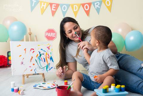 Ensaio com Tintas Menino Com os Pais SP'