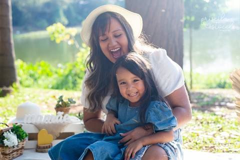 Ensaio Fotográfico Mãe e Filha Ao Ar Livre SP'