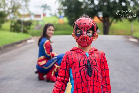 Ensaio Mãe e Filho de Super Heróis Ao Ar Livre São Paulo'