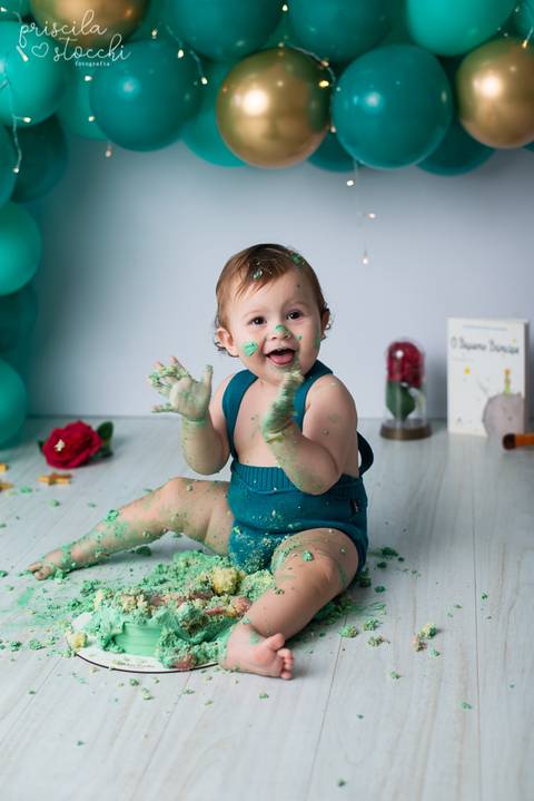 Ensaio Smash the Cake 1 ano com balões SP Zona Sul'