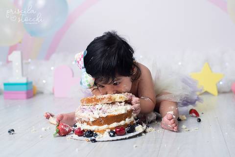 Smash the Cake Tema Arco Íris SP Zona Sul'