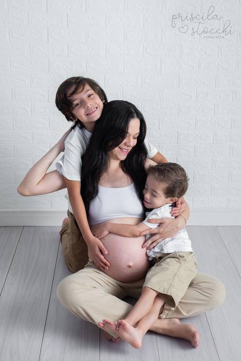 Ensaio Gestante Família Fundo Branco São Paulo'