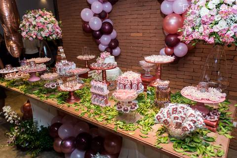 mesa decorada festa 12 anos'