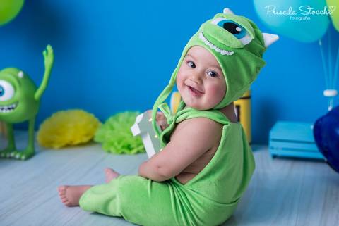 Ensaio 1 ano Monstros SA '