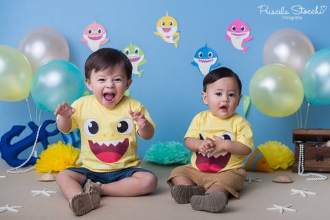 Smash the Cake Baby Shark'