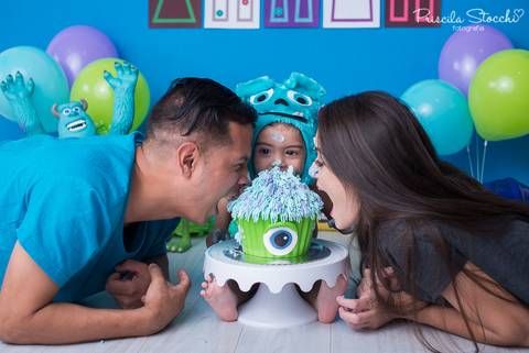 Smash the Cake 2 anos Monstros SA São Paulo SP Zona Sul'