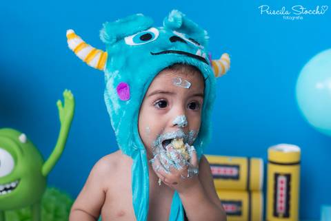 Smash the Cake 2 anos Monstros SA São Paulo SP Zona Sul'