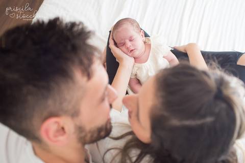 Fotos em Família Newborn Lifestyle em Casa SP'