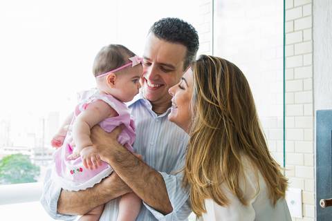 Fotos de Família Bebê 6 meses Lifestyle em casa SP'
