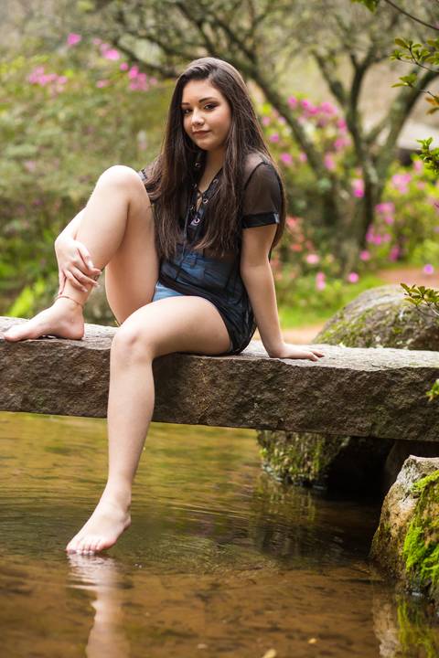 Ensaio de 15 anos da Duda na Praça Província de Shiga'