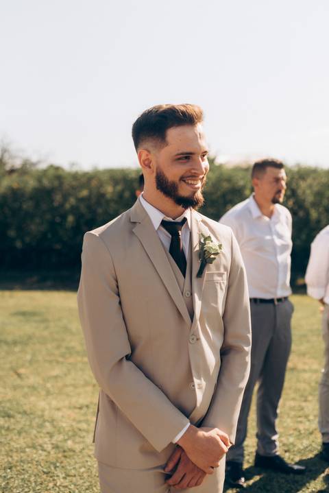 casamento, casamento joinville, casamento ao ar livre joinville, fotógrafo de casamento joinville, fotógrafo de casais joinville, fotógrafoa de casamento santa catarina, melhor fotógrafo de joinville, noivo vendo noiva pela primeira vez, noivo na frente '