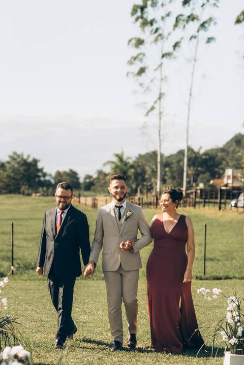 casamento, casamento joinville, casamento ao ar livre joinville, fotógrafo de casamento joinville, fotógrafo de casais joinville, fotógrafoa de casamento santa catarina, melhor fotógrafo de joinville, entrado do noivo, cerimônia casamento'