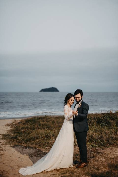 ensaio dos noivos; pós wedding; noivo e noiva; casamento ar livre; casamento'