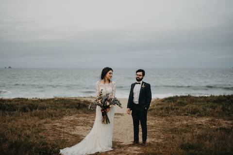 Pantai wedding; fotografia praia piçarras; noivo e noiva; casamento praia; pós wedding; pré wedding; '