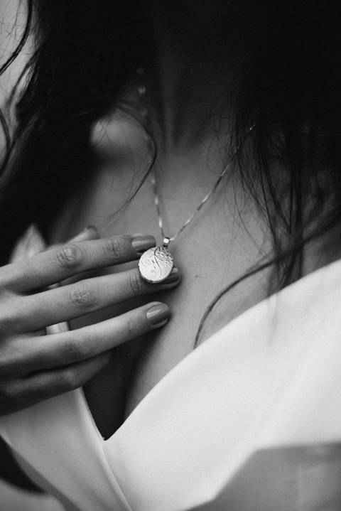 noiva preto e branco, colar para noiva, acessorios para noiva'