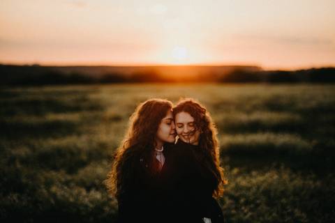 casal,lésbicas,lésbica,casal lesbico,casal lésbico,ensaio lésbico,ensaio casal,foto de casal lésbico,lesbica,fotos casal lesbico,ensaio fotográfico,lésbico,ensaio pré casamento,casal homoafetivo'