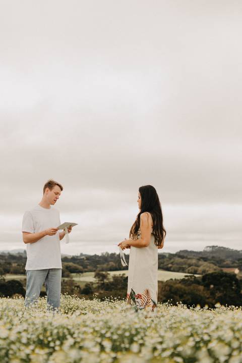 ensaio de casal,ensaio fotográfico,ensaio fotografico,ensaio casal,fotos de casal,casal,ensaio fotográfico casal,ensaio fotografico de casal ao ar livre,ensaio fotográfico pré casamento,ensaio pré casamento,roupas para ensaio fotográfico'
