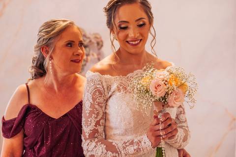 Fotos espontâneas de casamento

Fotógrafo de casamento [cidade/estado]

Casamento com mini ensaio dos noivos

Making of da noiva e do noivo

Cerimônia de casamento emocionante

Festa de casamento com fotos divertidas

Casamento com luz natural

Ensaio de '