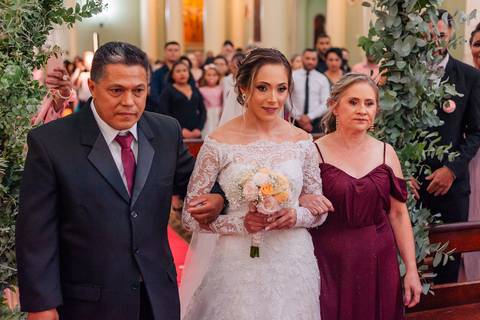 Fotos espontâneas de casamento

Fotógrafo de casamento [cidade/estado]

Casamento com mini ensaio dos noivos

Making of da noiva e do noivo

Cerimônia de casamento emocionante

Festa de casamento com fotos divertidas

Casamento com luz natural

Ensaio de '