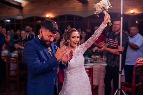 Fotos espontâneas de casamento

Fotógrafo de casamento [cidade/estado]

Casamento com mini ensaio dos noivos

Making of da noiva e do noivo

Cerimônia de casamento emocionante

Festa de casamento com fotos divertidas

Casamento com luz natural

Ensaio de '