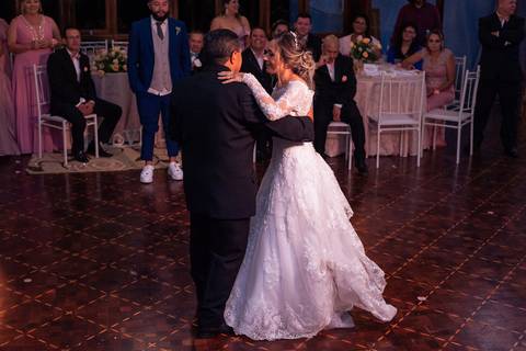 Fotos espontâneas de casamento

Fotógrafo de casamento [cidade/estado]

Casamento com mini ensaio dos noivos

Making of da noiva e do noivo

Cerimônia de casamento emocionante

Festa de casamento com fotos divertidas

Casamento com luz natural

Ensaio de '