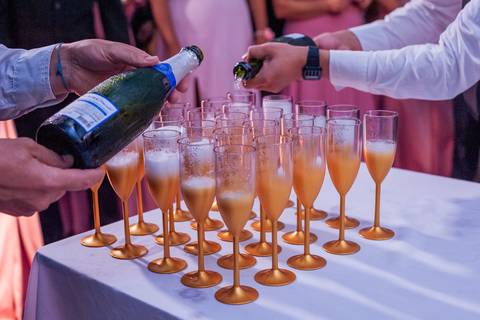 Fotos espontâneas de casamento

Fotógrafo de casamento [cidade/estado]

Casamento com mini ensaio dos noivos

Making of da noiva e do noivo

Cerimônia de casamento emocionante

Festa de casamento com fotos divertidas

Casamento com luz natural

Ensaio de '