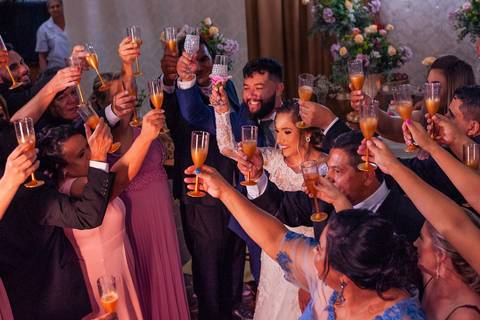 Fotos espontâneas de casamento

Fotógrafo de casamento [cidade/estado]

Casamento com mini ensaio dos noivos

Making of da noiva e do noivo

Cerimônia de casamento emocionante

Festa de casamento com fotos divertidas

Casamento com luz natural

Ensaio de '